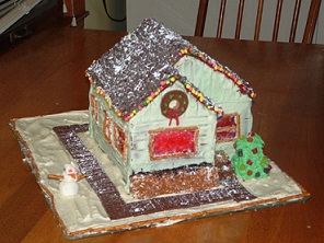 0123akcs-gingerbread-house2
